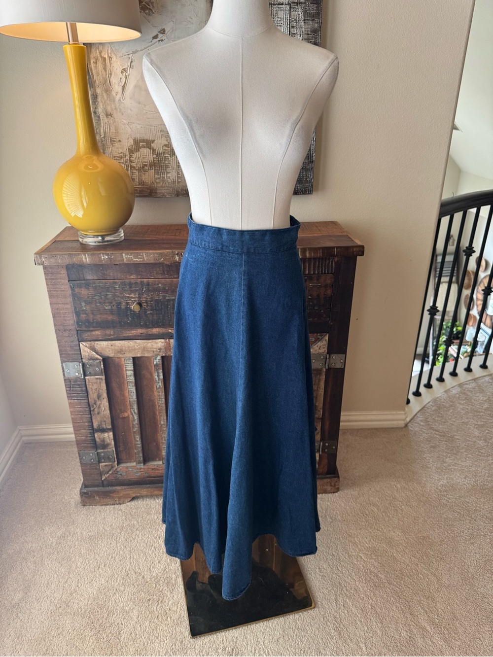 Sag Harbor vintage A-Line Midi Skirt in Dark Blue Denim - size M